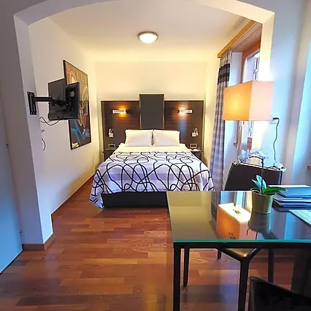 فندق Brienzersee 3*